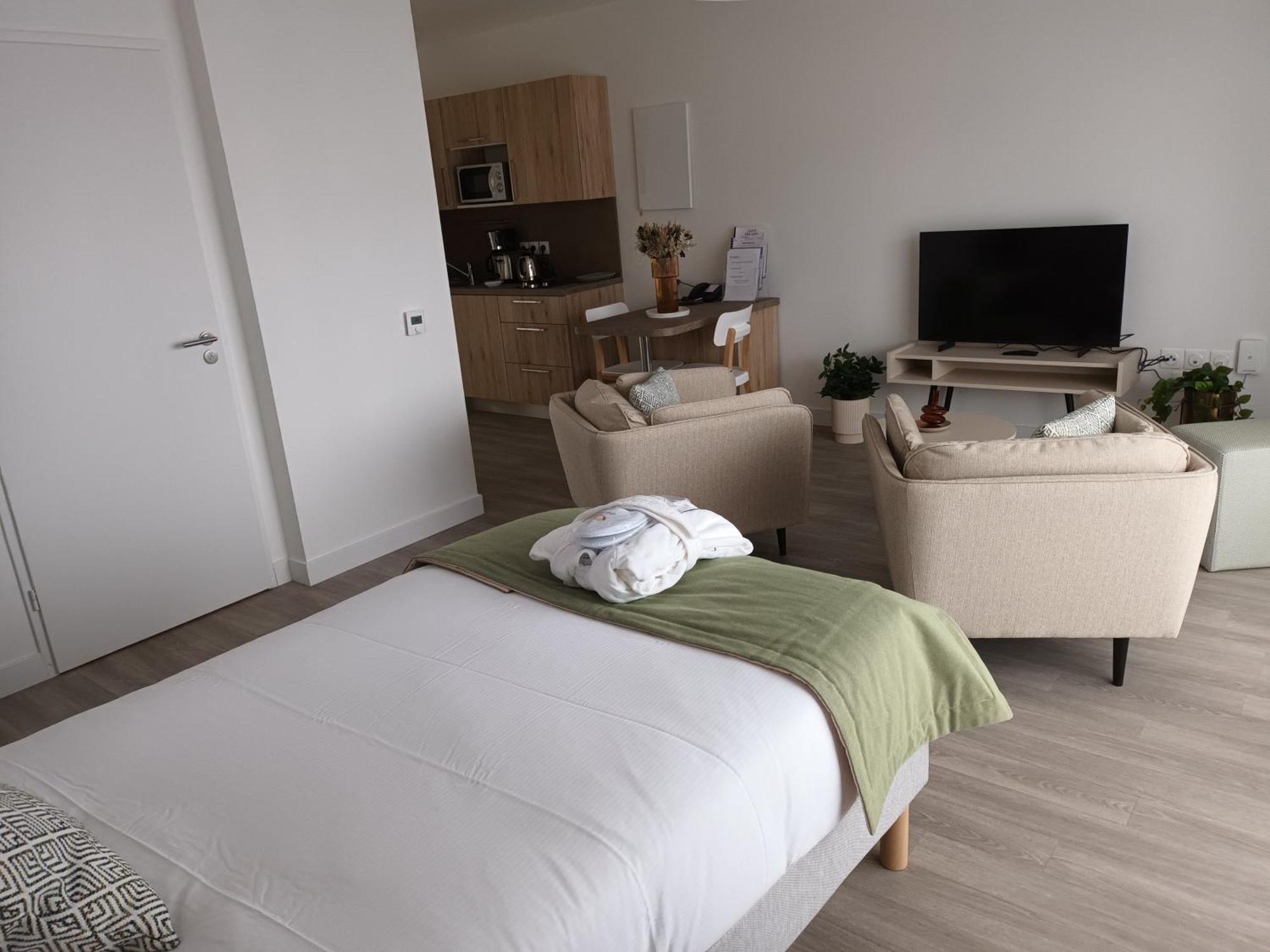 Aparthotel Domitys Les Demoiselles Beaune  Exterior foto